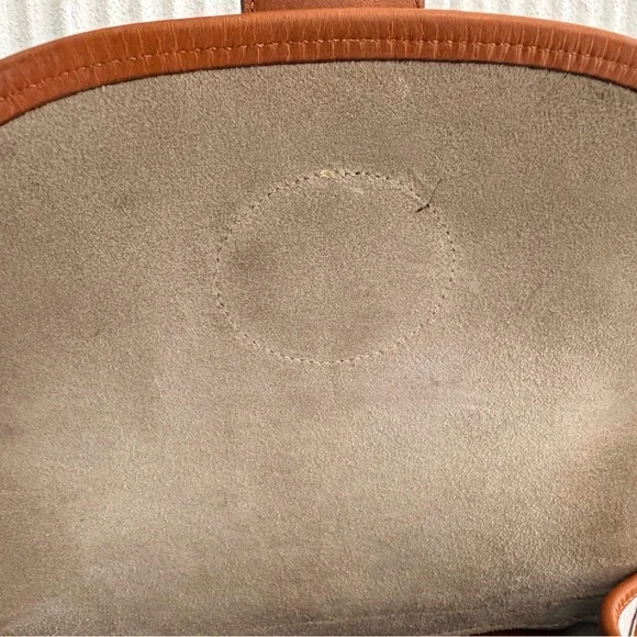 Vintage Dooney & Bourke Essex Crossbody | White & British Tan | AWL USA Made - Picture 5 of 7